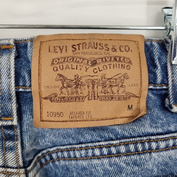 Vintage Levis 950 High Rise Straight Leg Blue Jeans Distressed Denim Size 24 - Picture 4 of 10